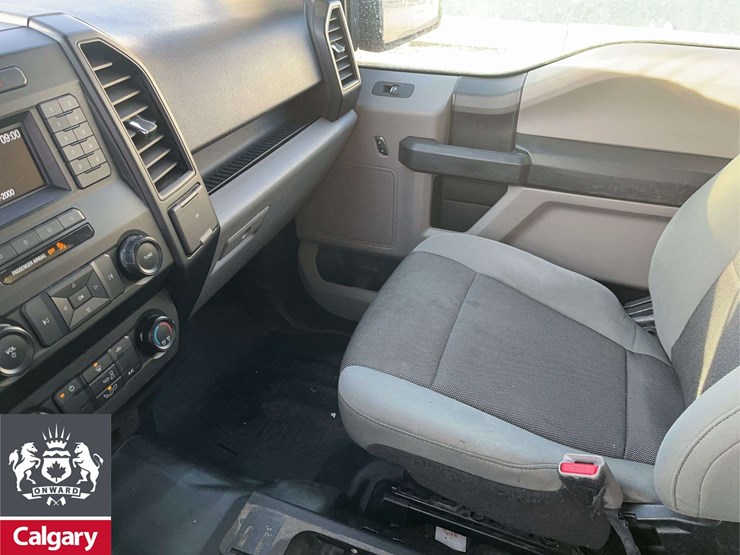 2016-ford-f150-image-21