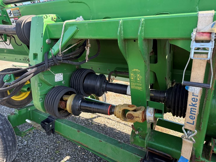 john-deere-630d-image-36