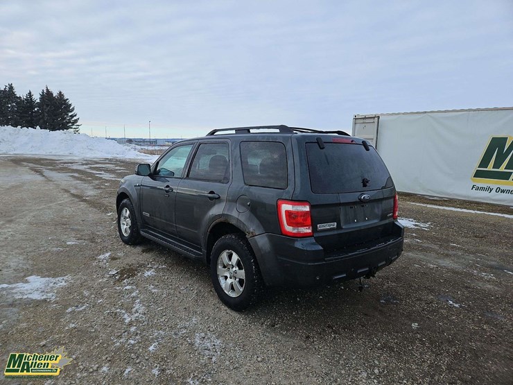 2008-ford-escape-image-3