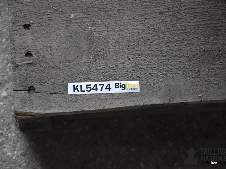 planter-parts-on-pallet-image-6