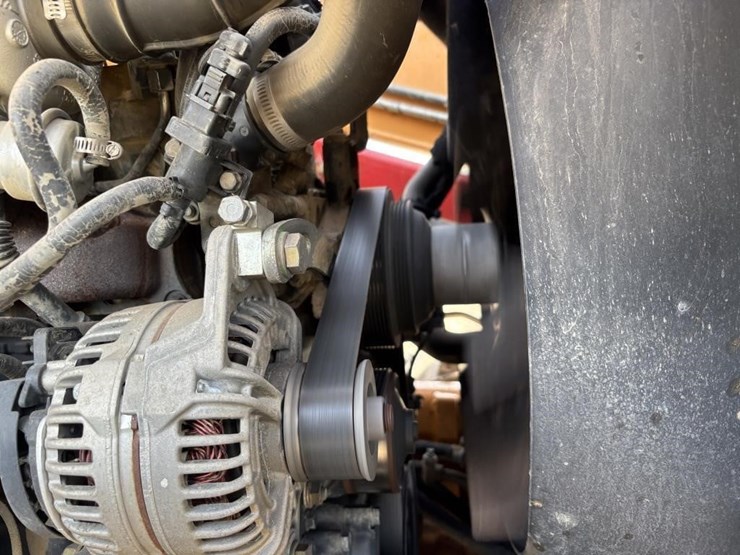 2018-case-580sn-image-32