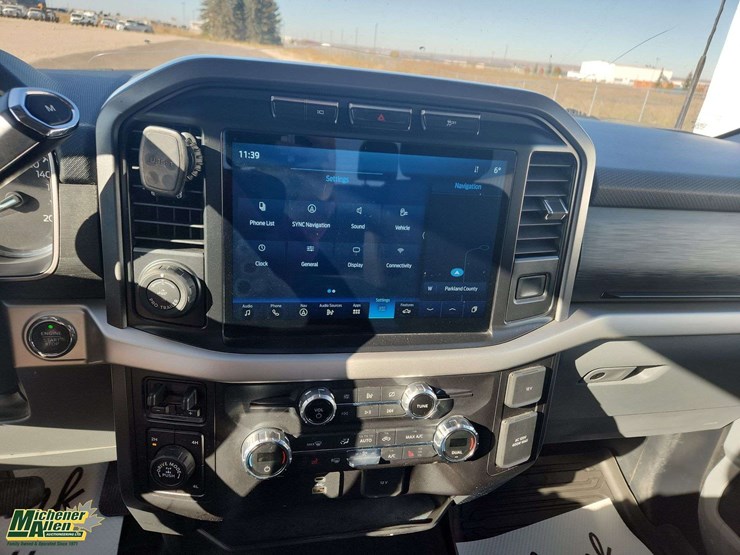 2021-ford-f150-image-22