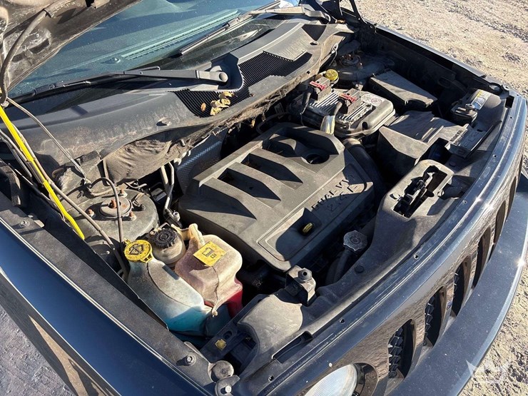 2016-jeep-patriot-image-8