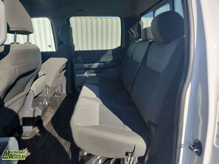 2021-ford-f150-image-15