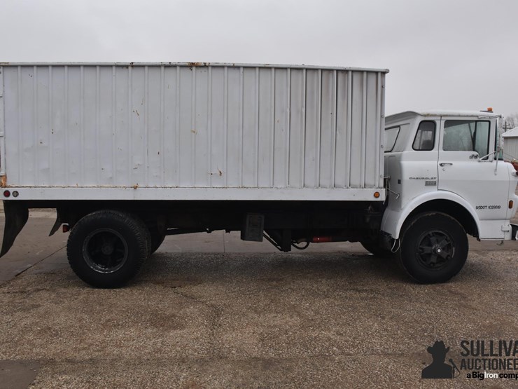 1973-chevrolet-t65-s/a-cabover-grain-truck-image-4