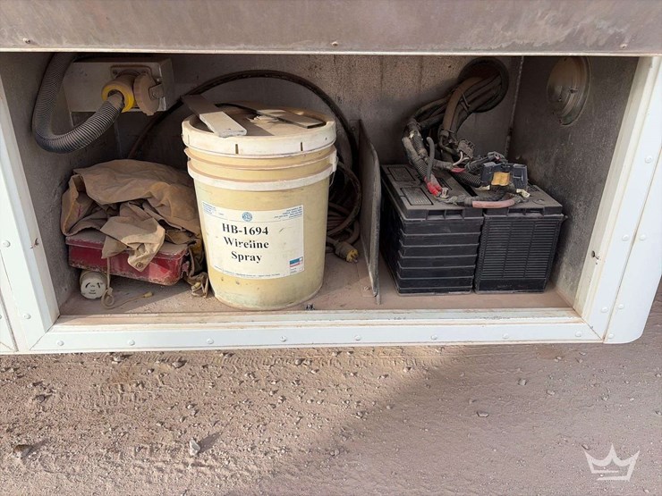 2009-international-7300-image-36