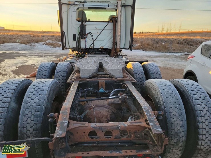 2015-international-prostar-image-22