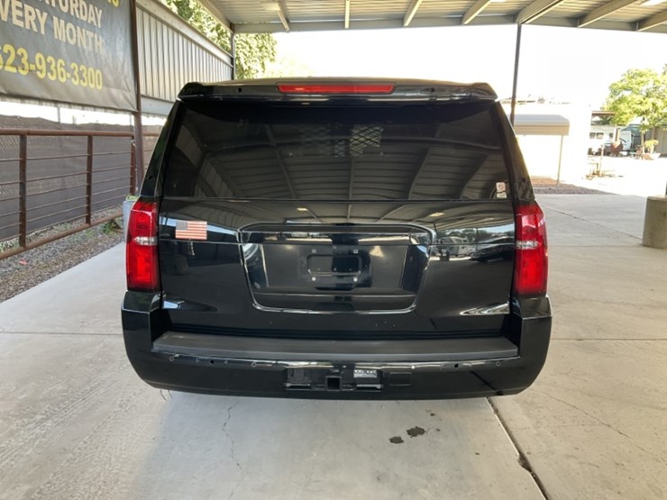 2018-chevrolet-tahoe-image-6