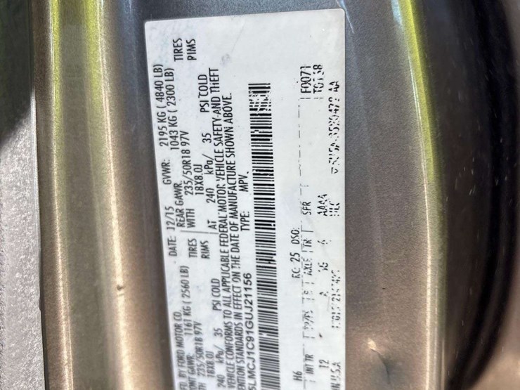 2016-lincoln-mkc-suv-image-4