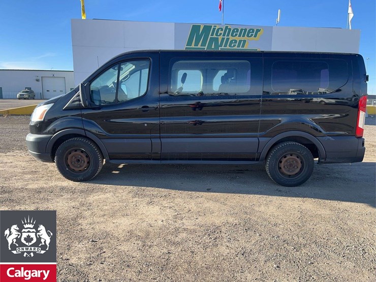 2016-ford-transit-image-6