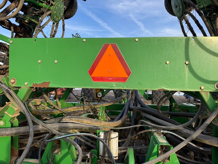 john-deere-1890-image-30