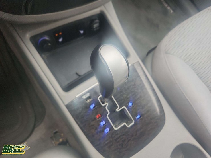 2008-hyundai-santa-fe-image-22