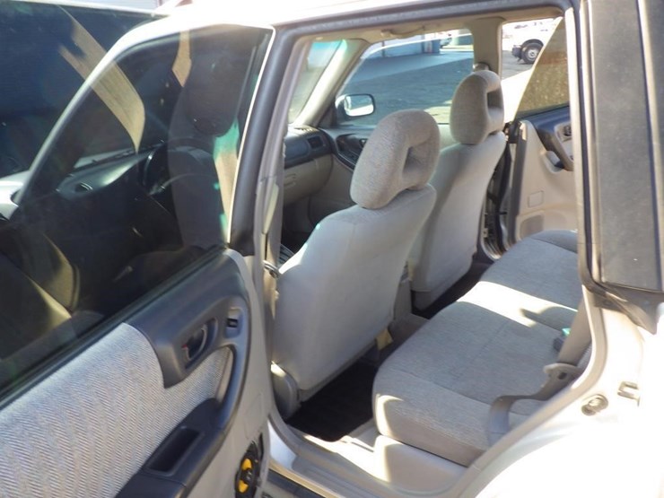 2001-subaru-forester-image-7