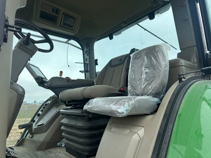 john-deere-8r-280-image-61