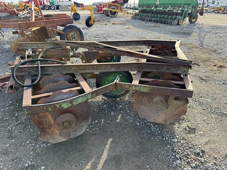 john-deere-7-image-16