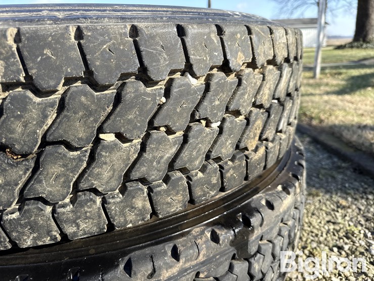 goodyear-11r22.5-drive-tires-image-10