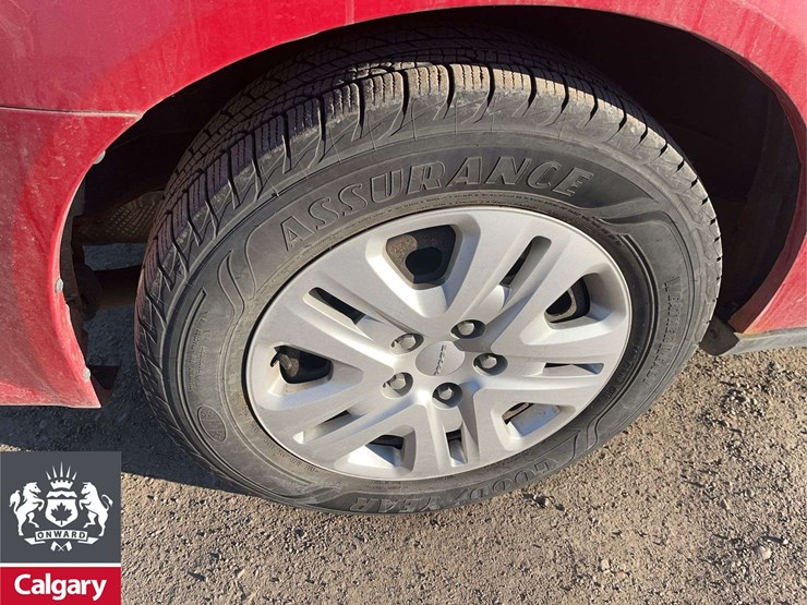 2014-dodge-grand-caravan-sxt-image-12