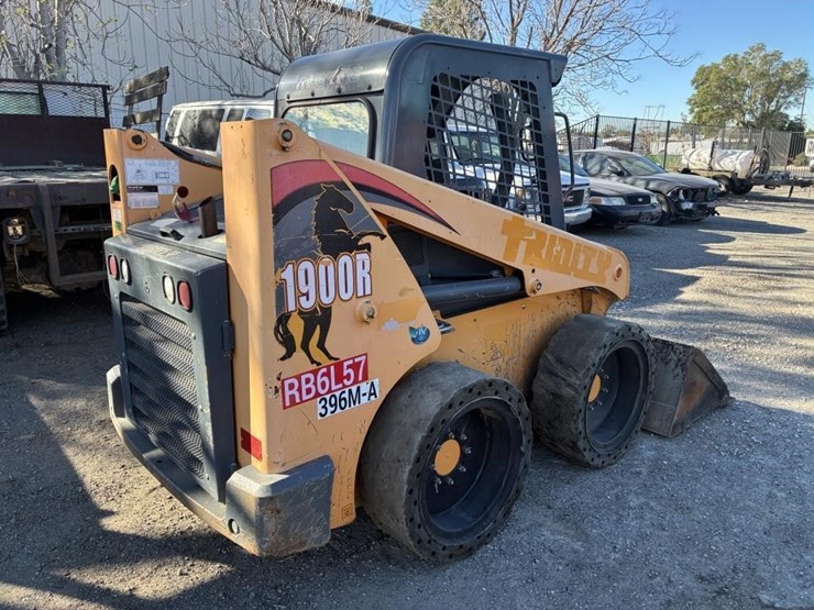 2016-manitou-1900r-image-3