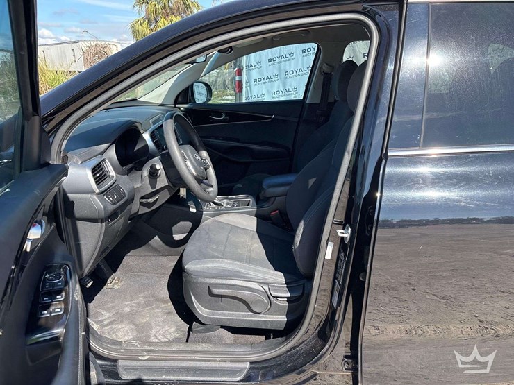 2019-kia-sorento-image-12