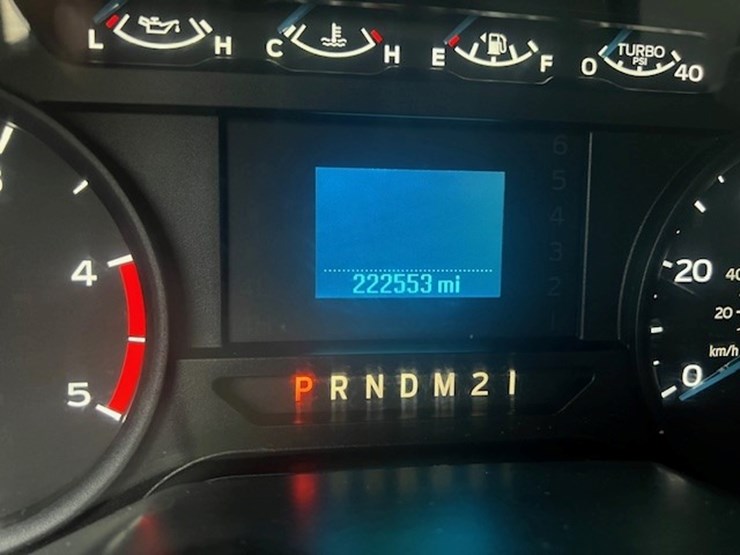 2017-ford-f250-xl-image-15