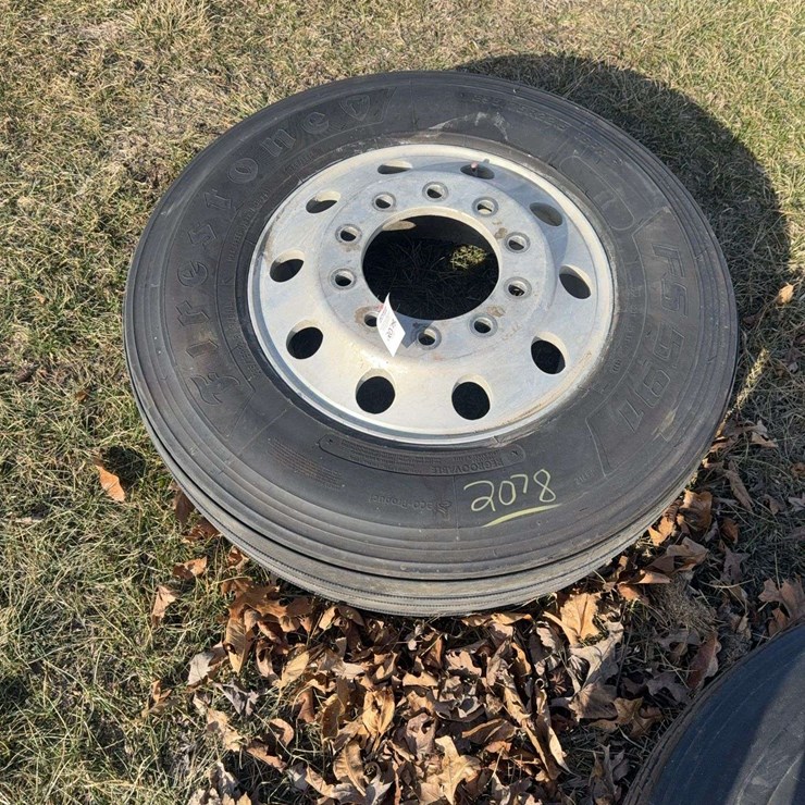 295R75 22.5 Steer Tire