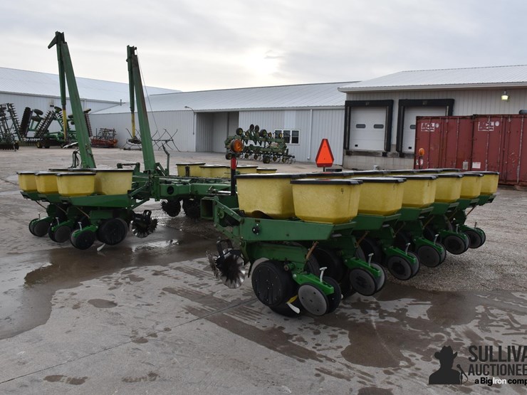 john-deere-7000-image-7