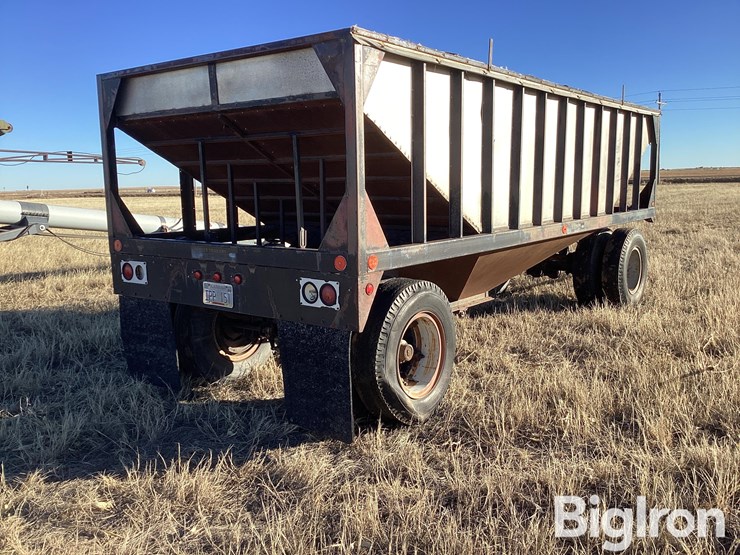 1979-target-20’-pup-grain-trailer-image-5