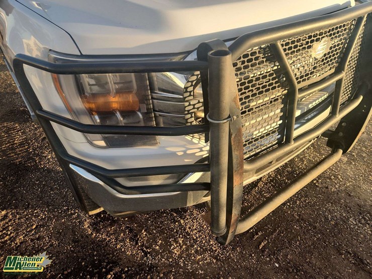 2021-ford-f150-image-34