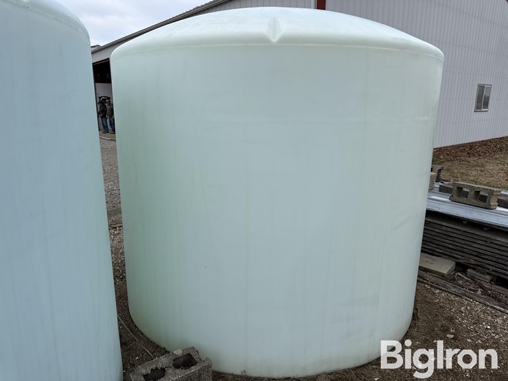 norwesco-2,500-gal-liquid-storage-tank-image-8