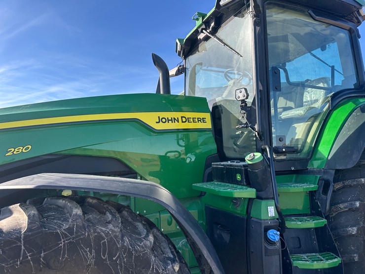 john-deere-8r-280-image-31