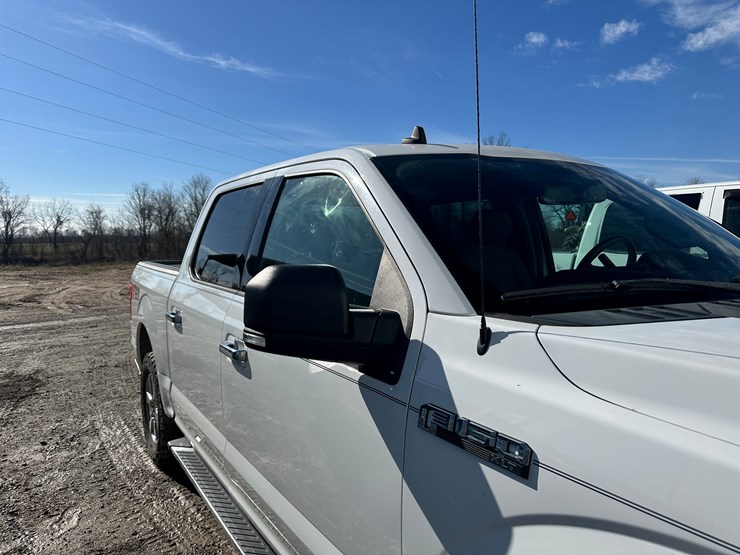 2019-ford-f150-image-28