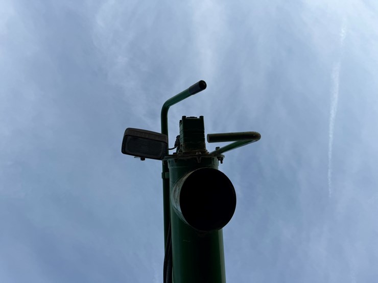 john-deere-1890-image-108