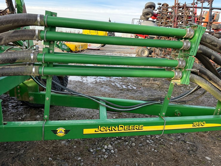 john-deere-1890-image-42