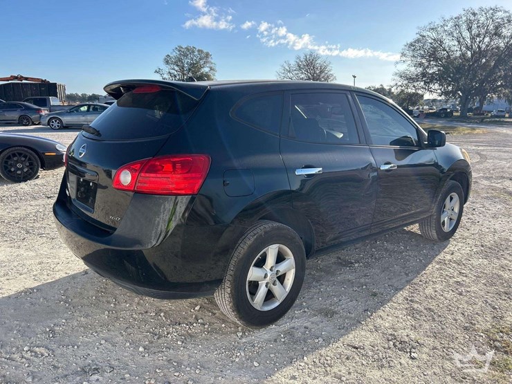 2010-nissan-rogue-image-3