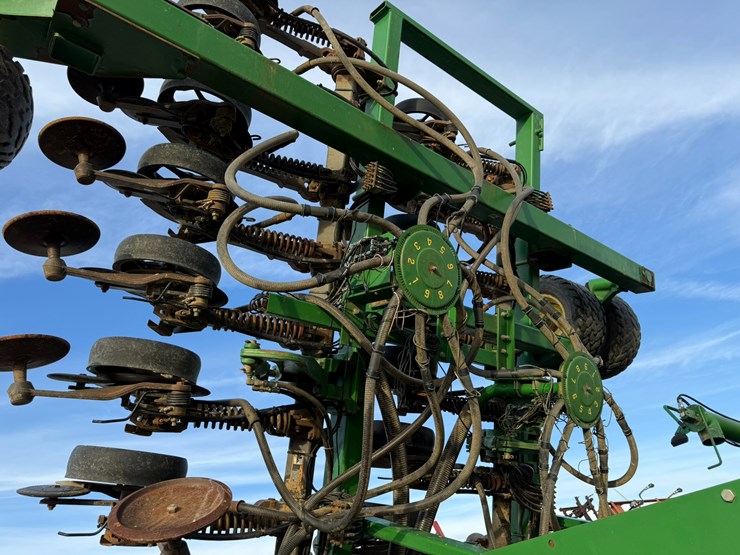 john-deere-1890-image-31