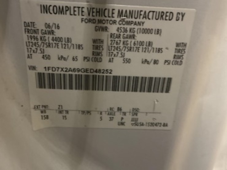 2016-ford-f250-image-15