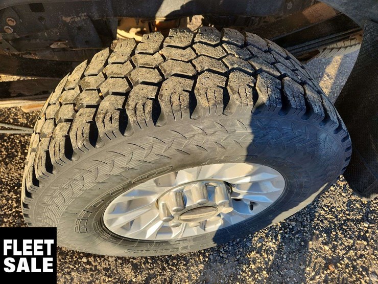 2021-ford-f350-image-12