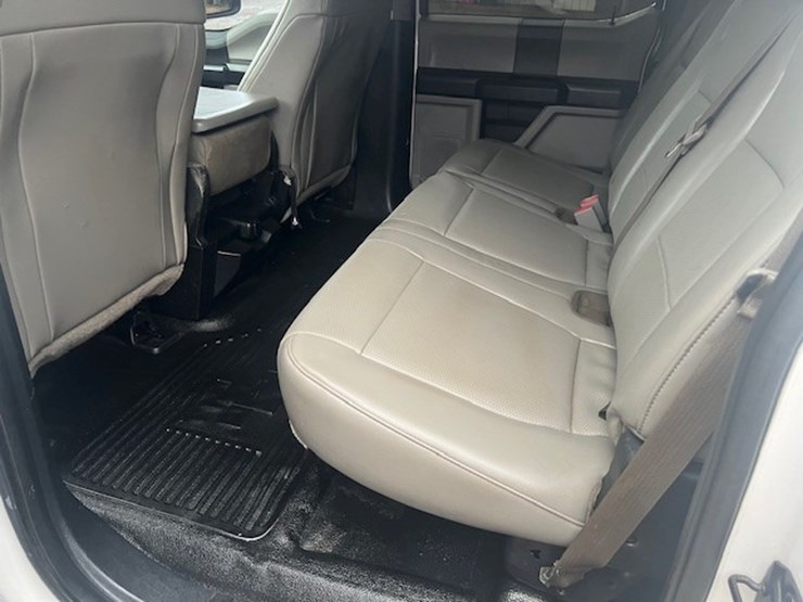 2017-ford-f250-xl-image-10