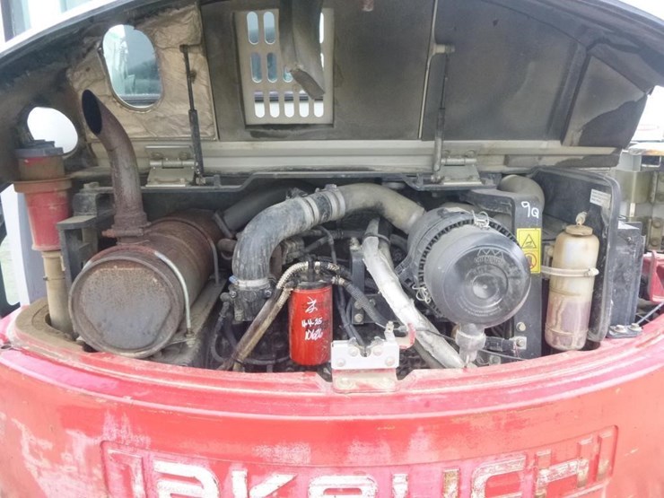 2012-takeuchi-tb180fr-image-31