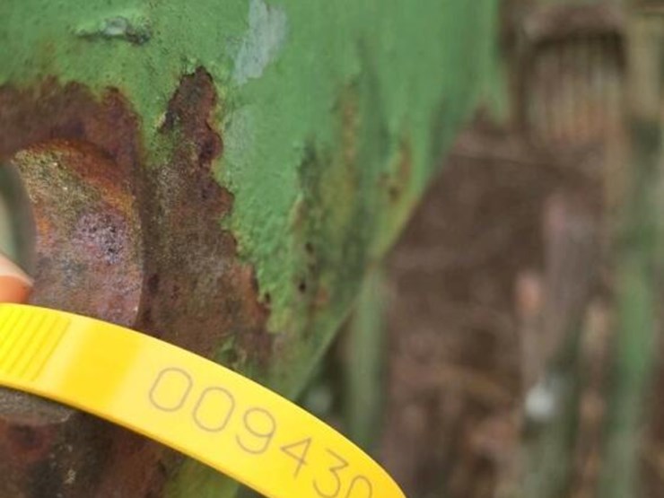 john-deere-8-image-4