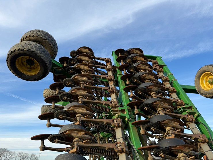 john-deere-1890-image-37