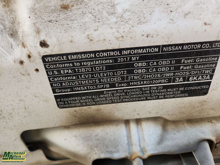 2017-nissan-pathfinder-image-38