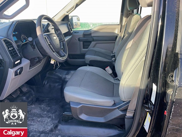 2016-ford-f150-image-15