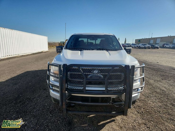 2021-ford-f150-image-9