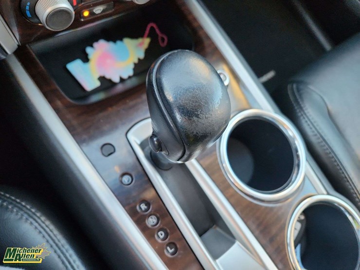 2014-nissan-pathfinder-image-21