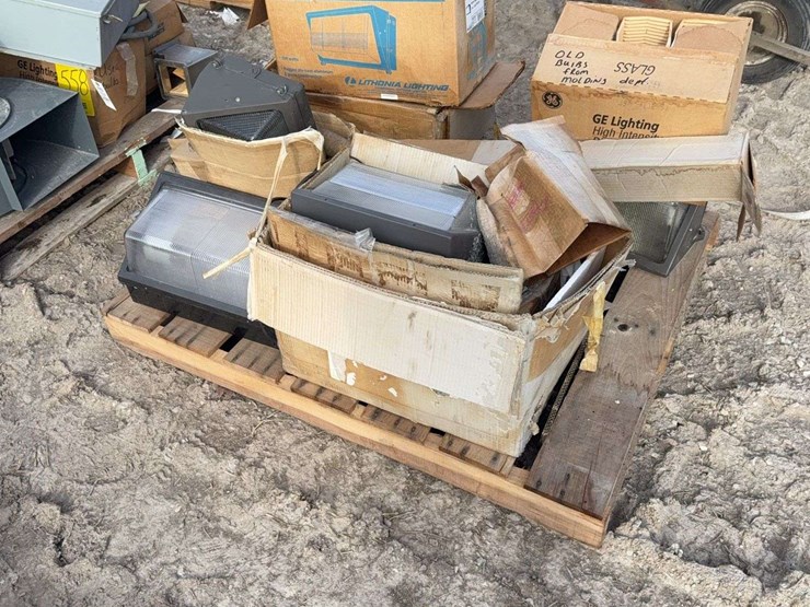 ass.-of-wall-lights-image-1