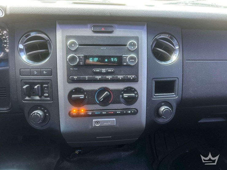 2016-ford-expedition-image-31