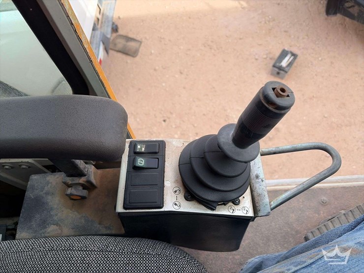 2006-link-belt-htc-8675-image-25