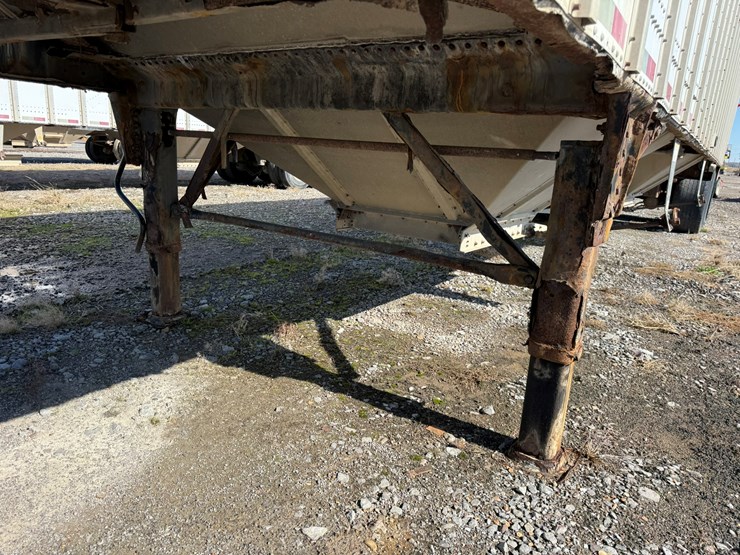 2011-merritt-42-image-26