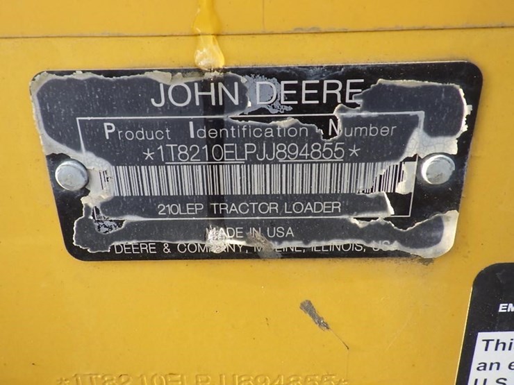 john-deere-210-image-30